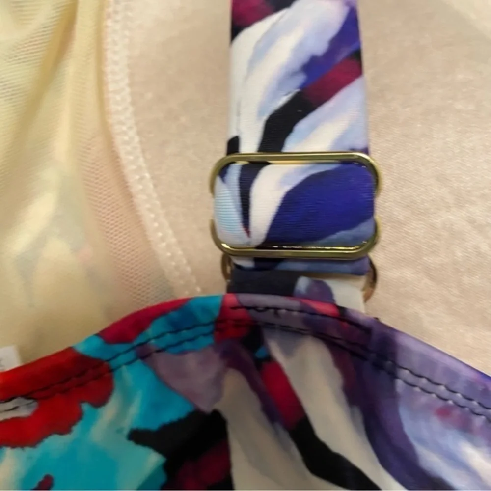 Swim Suit‎ For All Women’s Size 22 Top Multi Colors Adjustable Straps